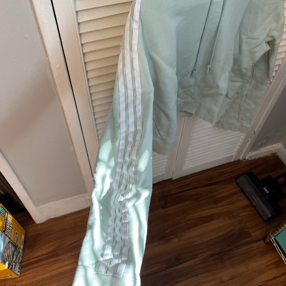 Adidas Women's Mint Green Cropped Hoodie - Picture 3 of 4